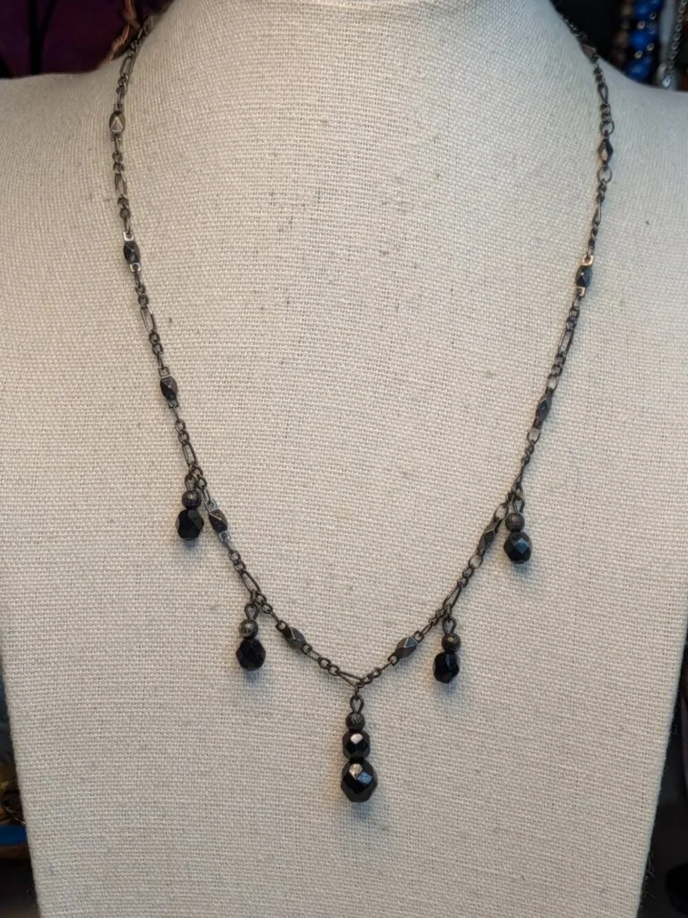 1928 Jewelry Black Faceted Bead Necklace – Vintage Dark Metal, 16